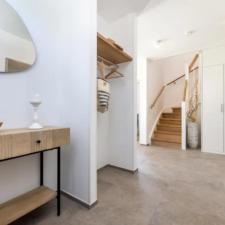 Holiday home Strandkajuete Zingst